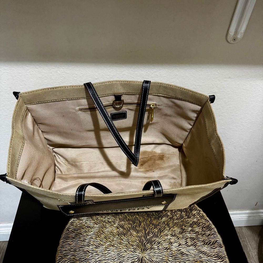 Black and Tan Women’s Tote Bag by Burberry - Picture 2 of 2
